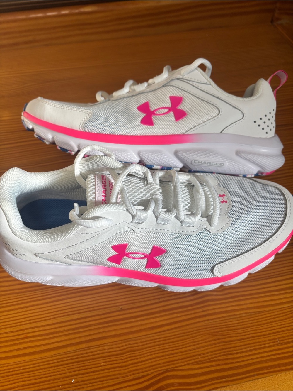 Under Armour Charged Assert 9 Running Shoe Size 8